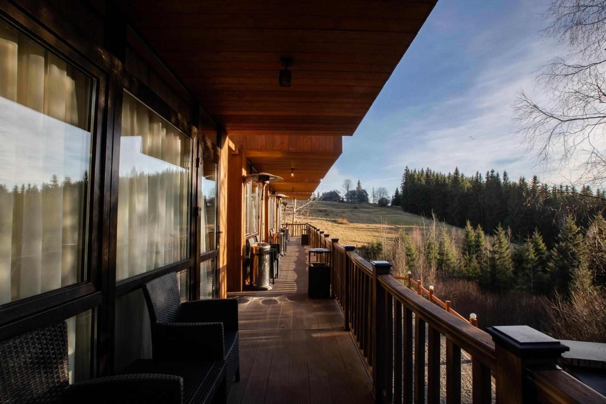 Ego Hotel Буковель ยาบลูนิตซา ภายนอก รูปภาพ